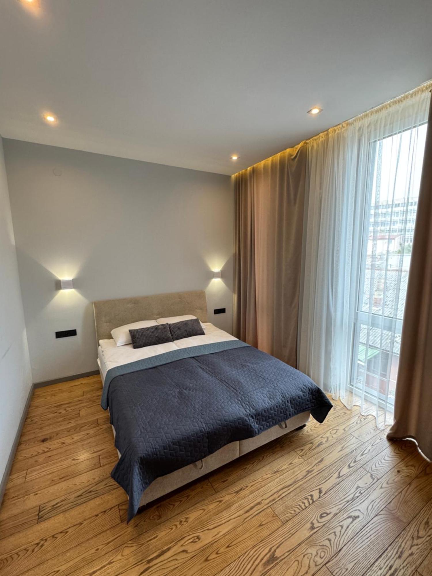 Luxury Apartments Smart House อุชโฮรอด ภายนอก รูปภาพ